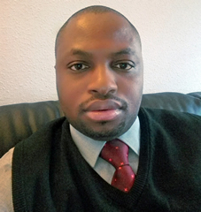 A person with a beard  Description automatically generated with medium confidence